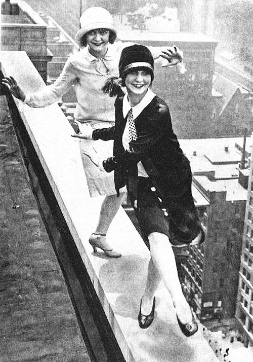 rooftop-flapper-dancer